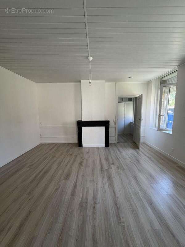 Appartement 200 m² à Le Cateau-Cambresis  - photo 2