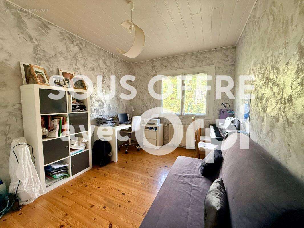 Maison à LA TERRASSE