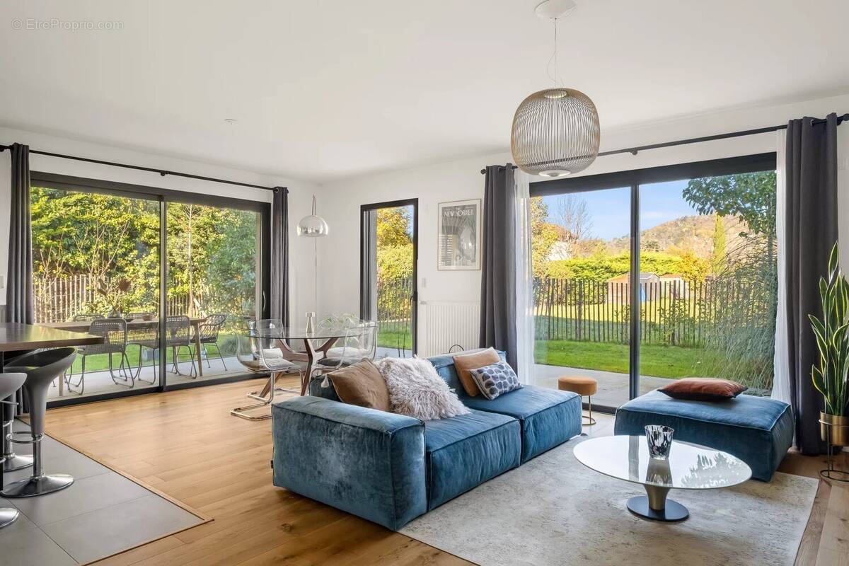 Appartement à LYON-9E