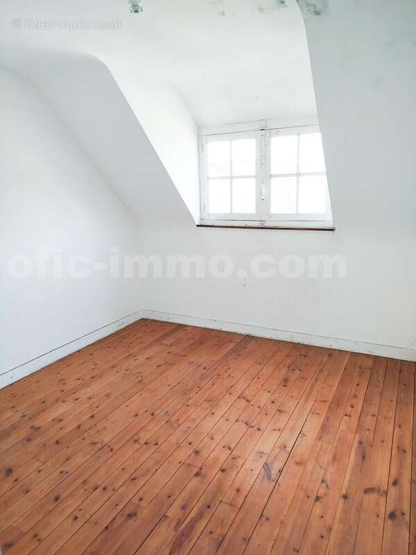 1745911826152_edited - Maison à ARZON