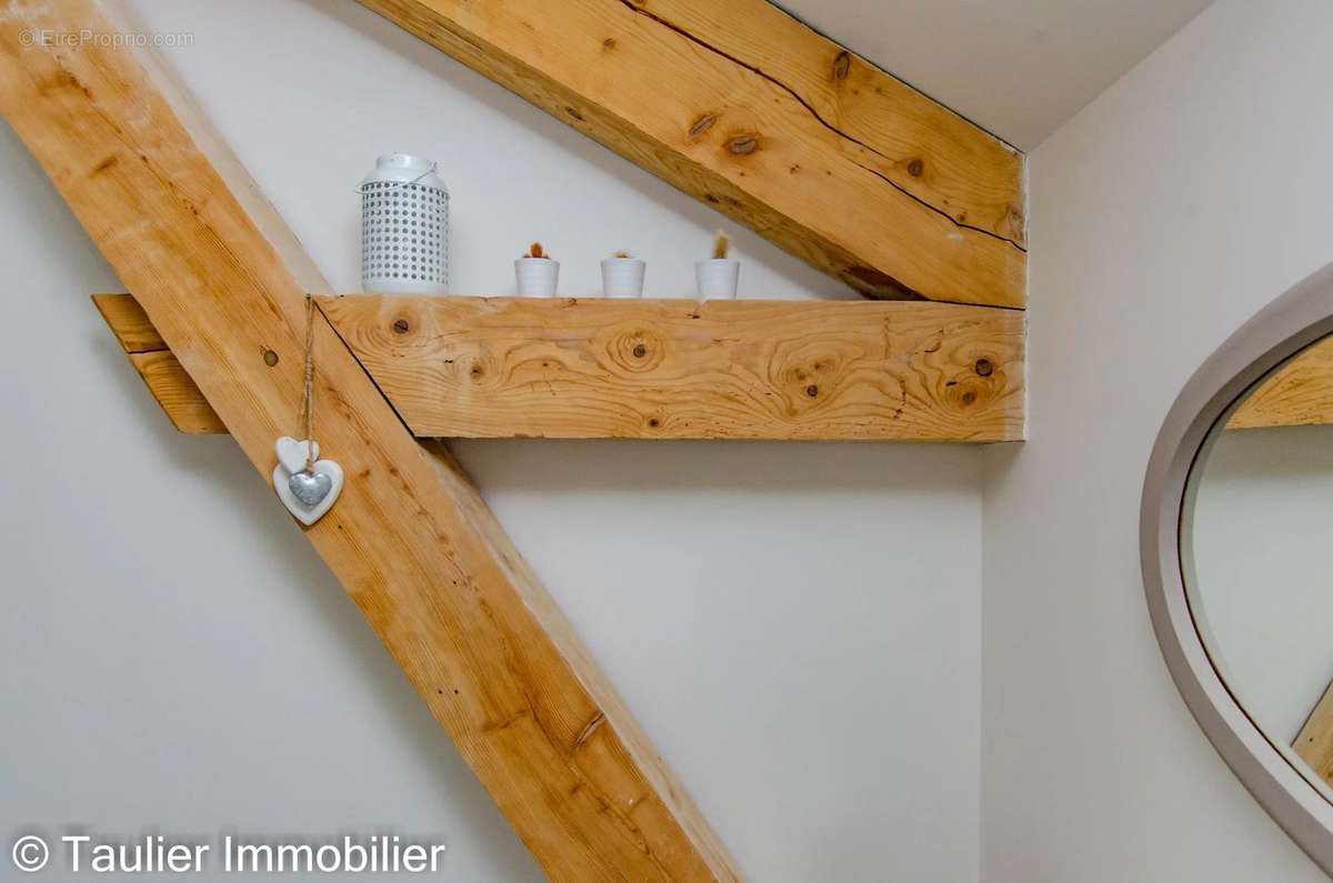 Appartement à RENCUREL