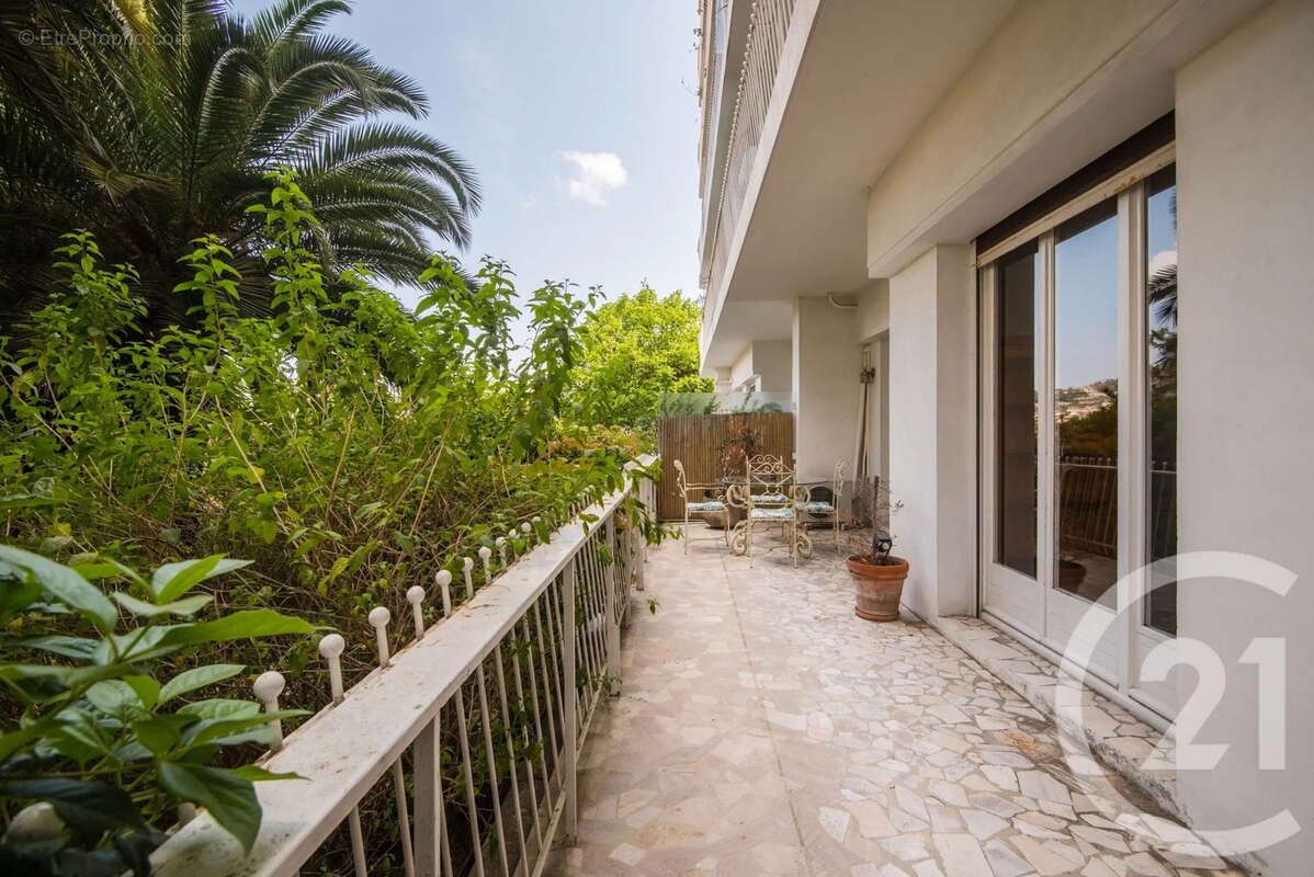 Appartement 74 m² à Nice  - photo 12