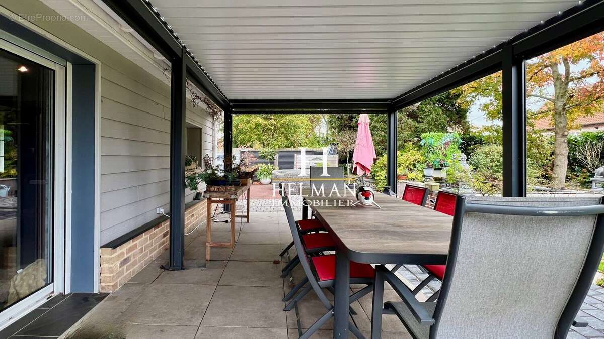 Maison à EPERLECQUES