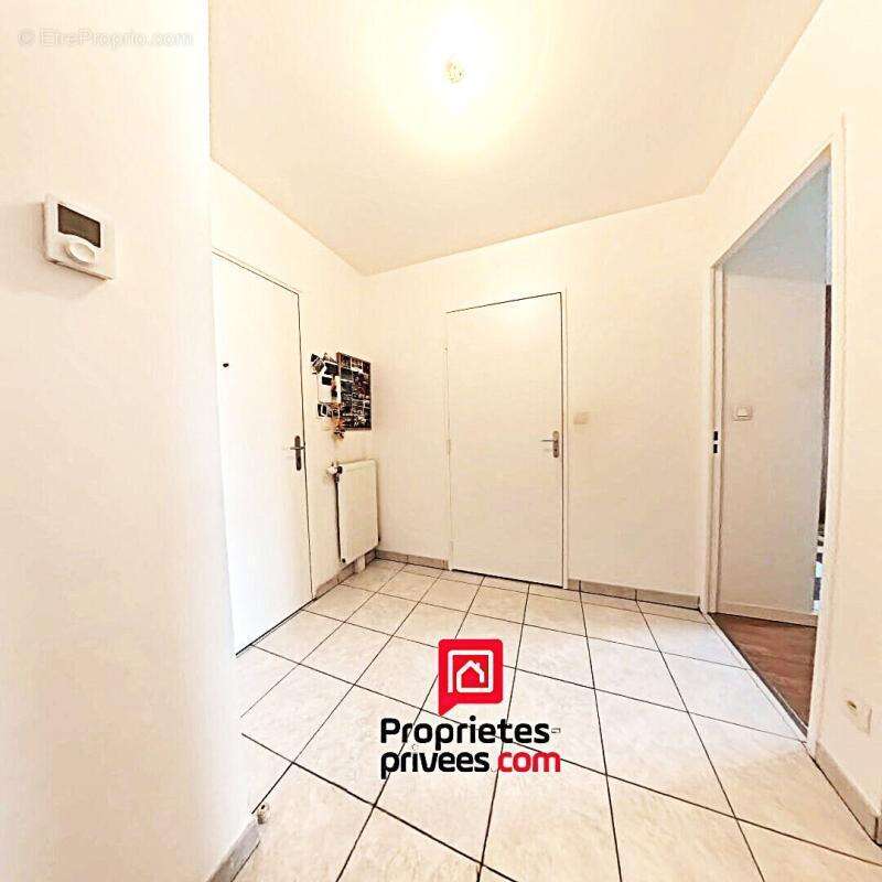 Appartement à LYON-9E