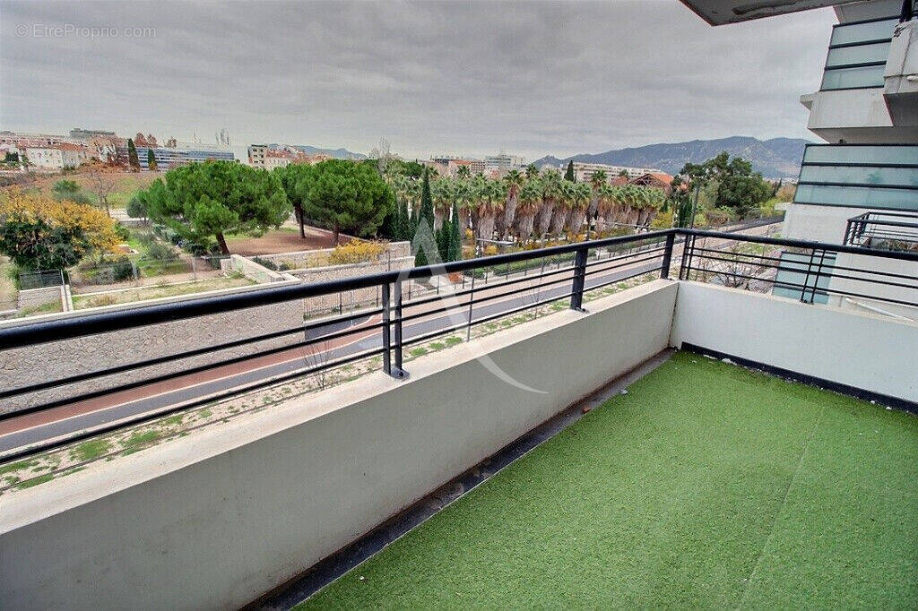 Appartement à MARSEILLE-8E