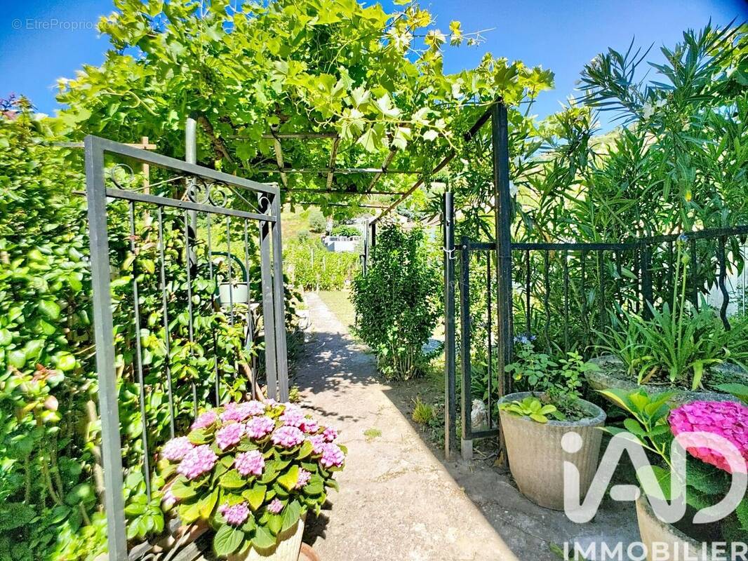 Photo 1 - Maison à TOURNON-SUR-RHONE