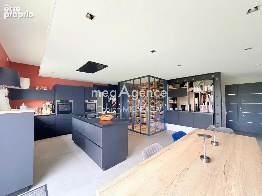 Maison d'architecte - Beaupreau - 160 m² - 5 pièces - photo 6