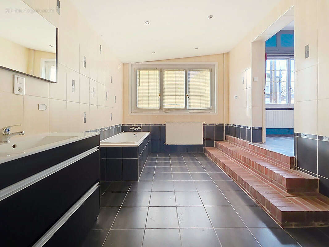 Maison à BEAURAINVILLE