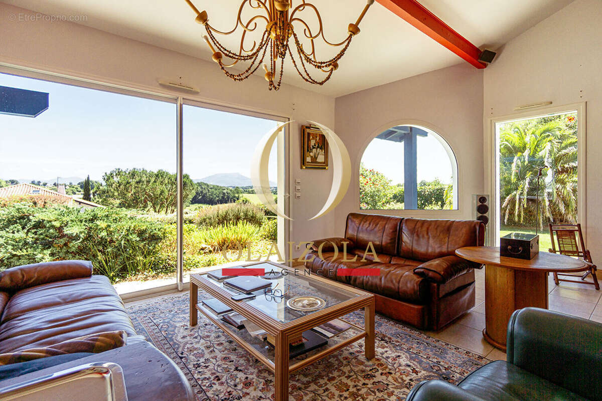 Maison à ARBONNE