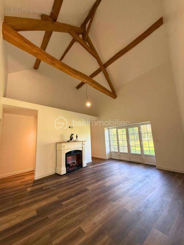 Maison à FONTAINEBLEAU