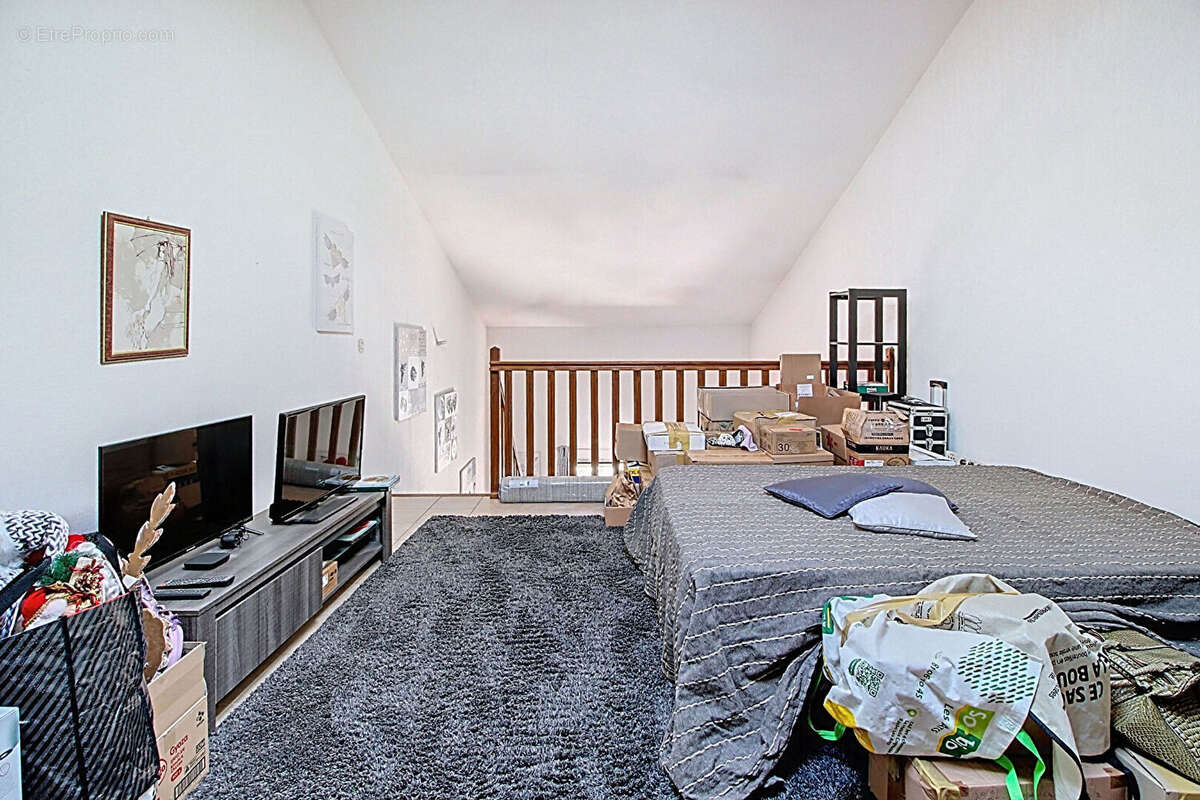 Appartement à LORGUES