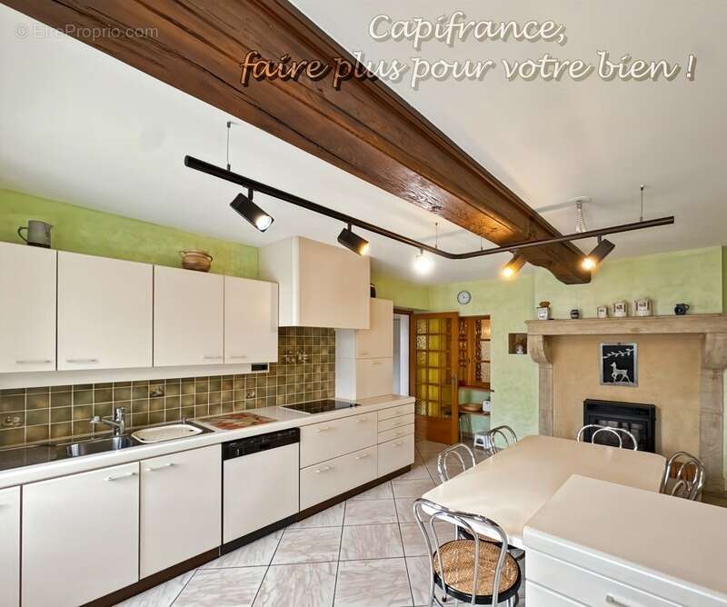 Maison à LA CLAYETTE