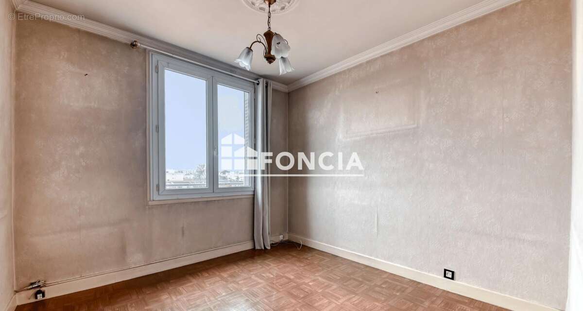 Appartement à LYON-8E