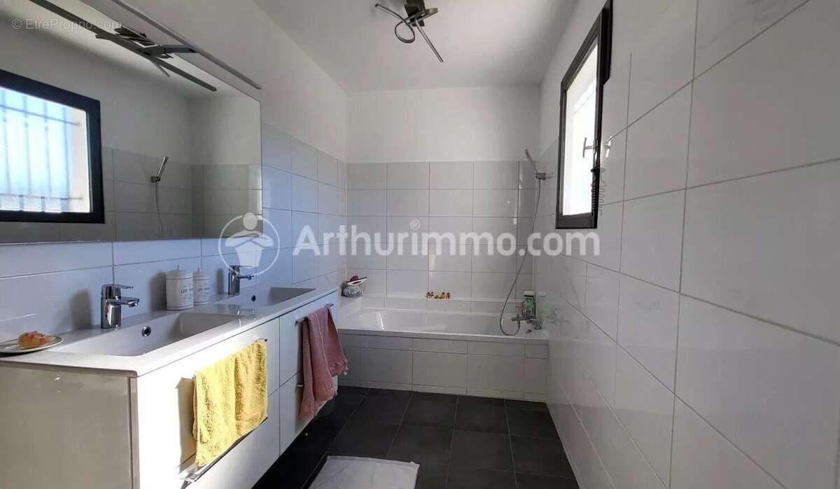 Maison à SAINT-MARCEL-PAULEL