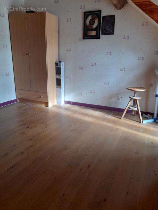 Maison à NEUVY-SAINT-SEPULCHRE