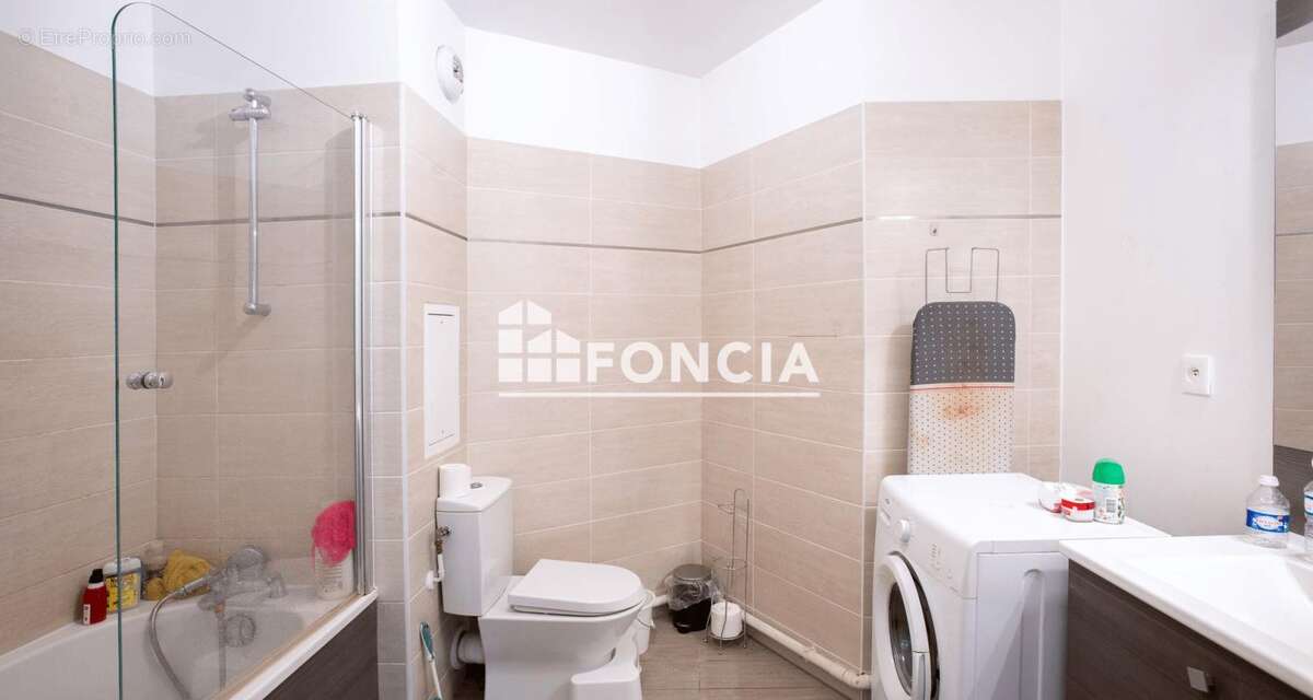 Appartement à CLICHY