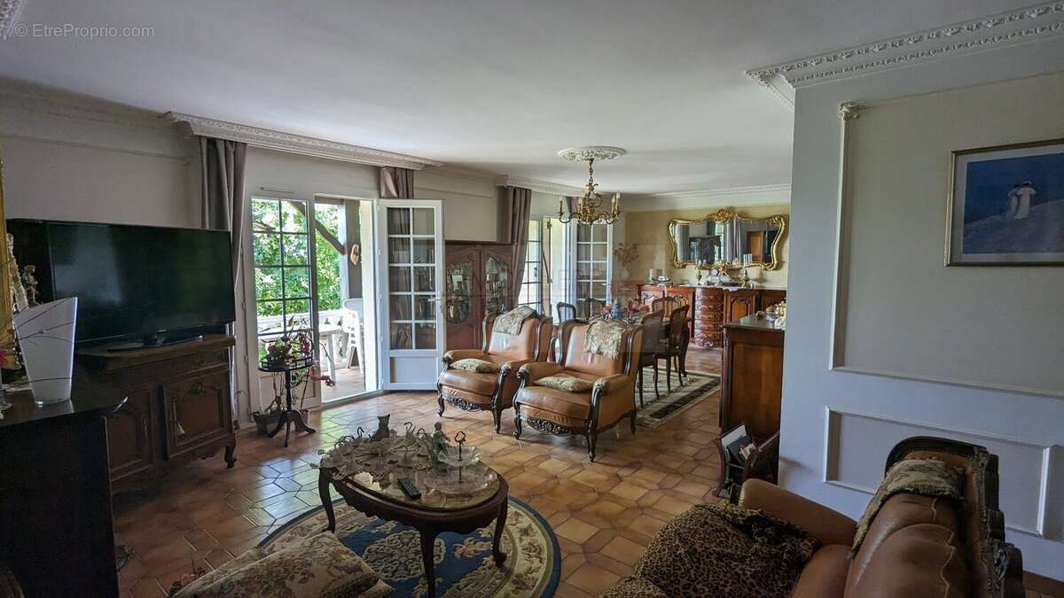 Maison à MONTASTRUC-LA-CONSEILLERE