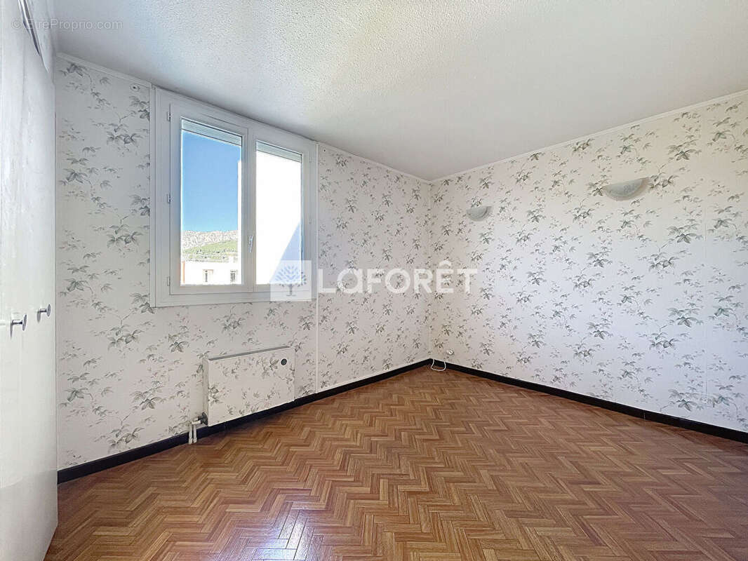 Appartement à LA VALETTE-DU-VAR