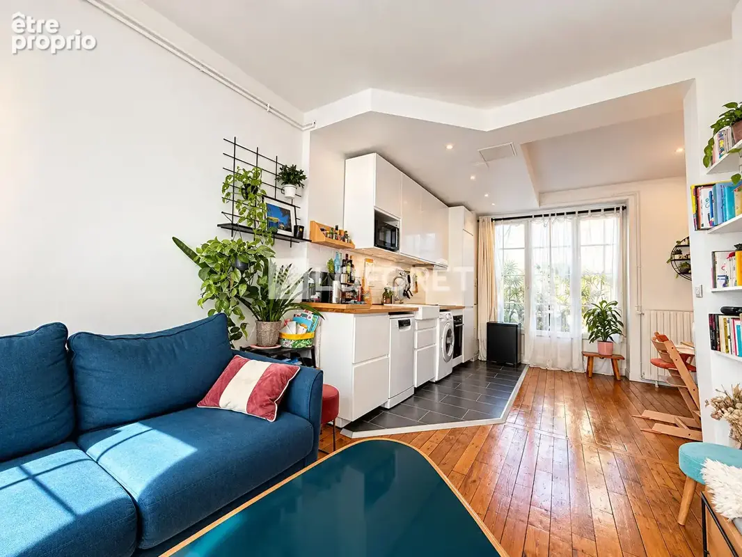 Appartement 2 pièces 47,50 m² -Vignerons / Carré Magique, à proximité du Château de Vincennes - photo 2