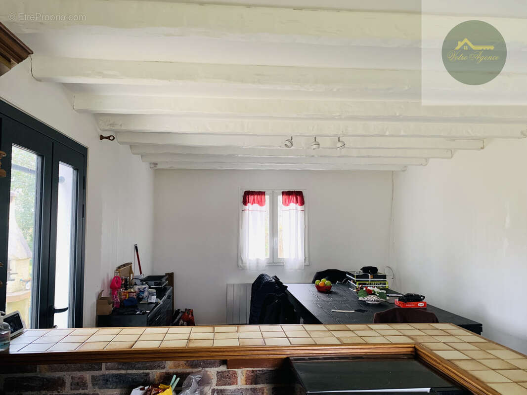 Cheroy plain-pied 3 chambres et un bureau  sur 2200 m2 - photo 20