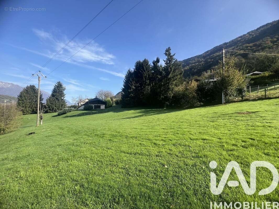 Terrain 1000 m² à Villard-Leger  - photo 2