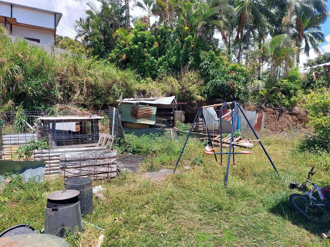 Terrain à SAINTE-MARIE