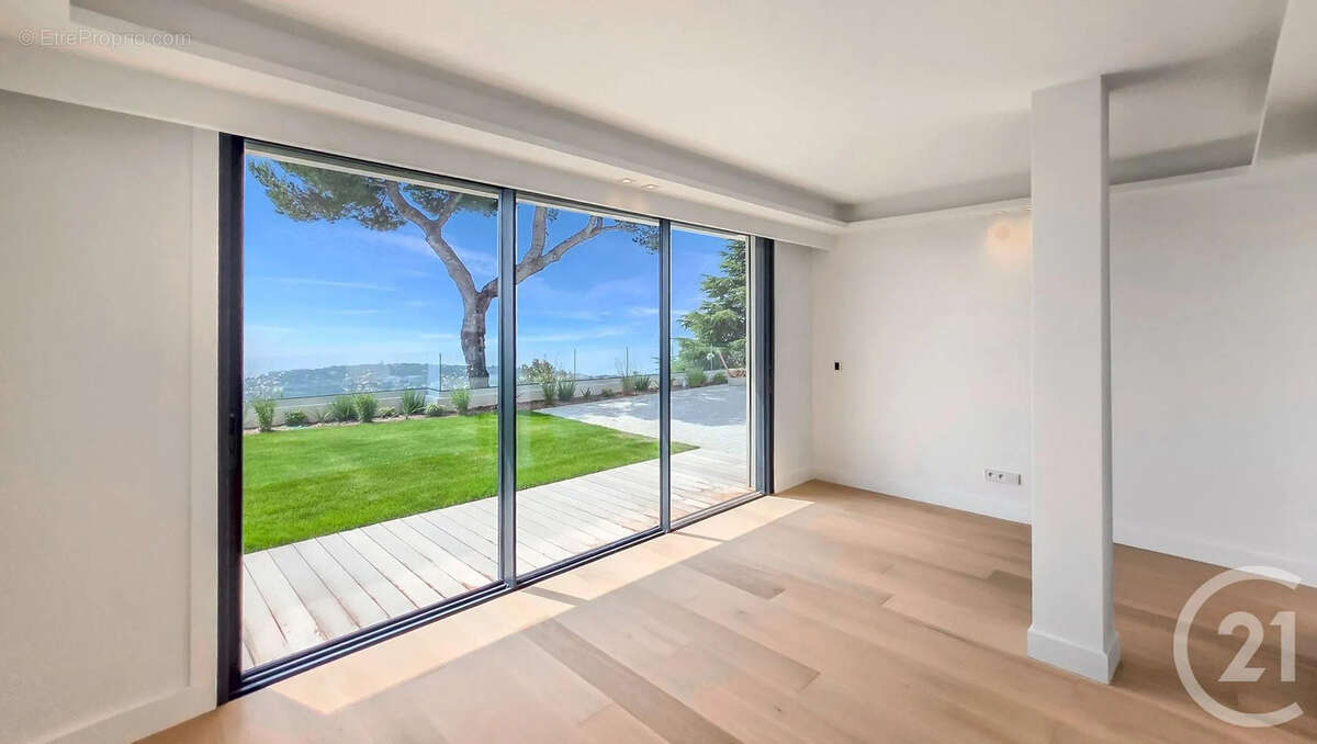 Maison à ROQUEBRUNE-CAP-MARTIN
