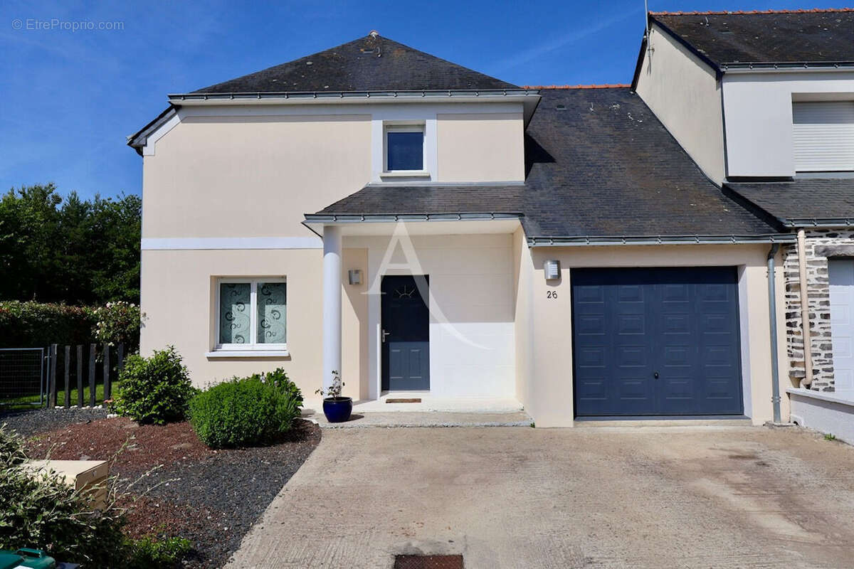 Maison à LES PONTS-DE-CE