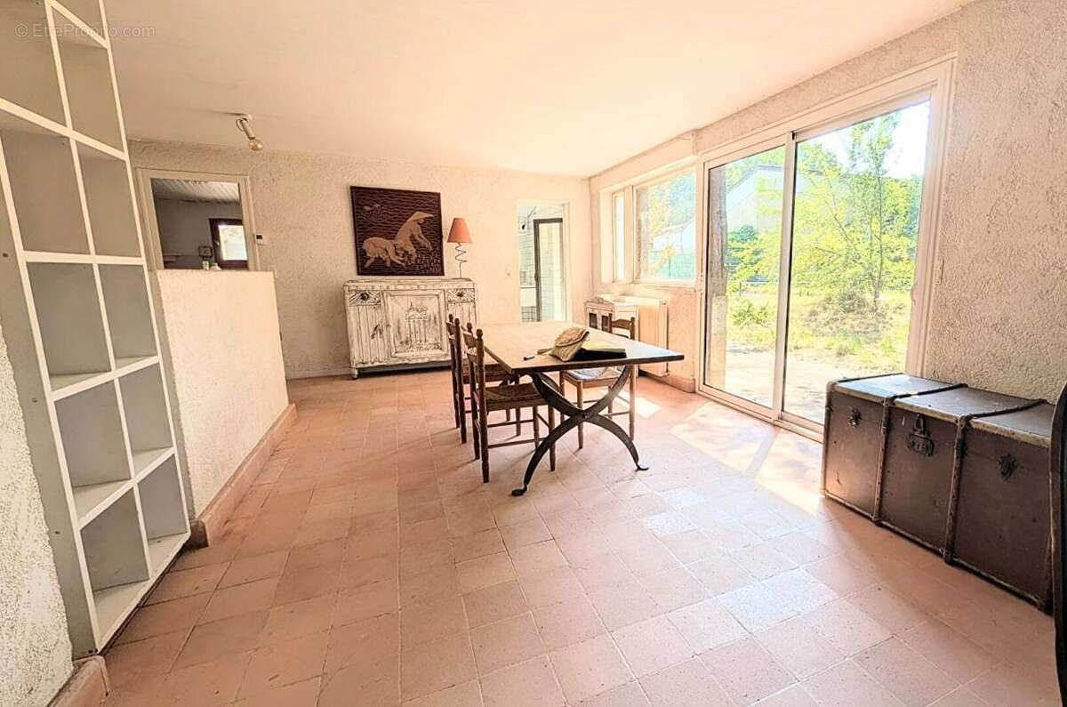 Longère atypique à faire revivre de 200m2 - photo 4