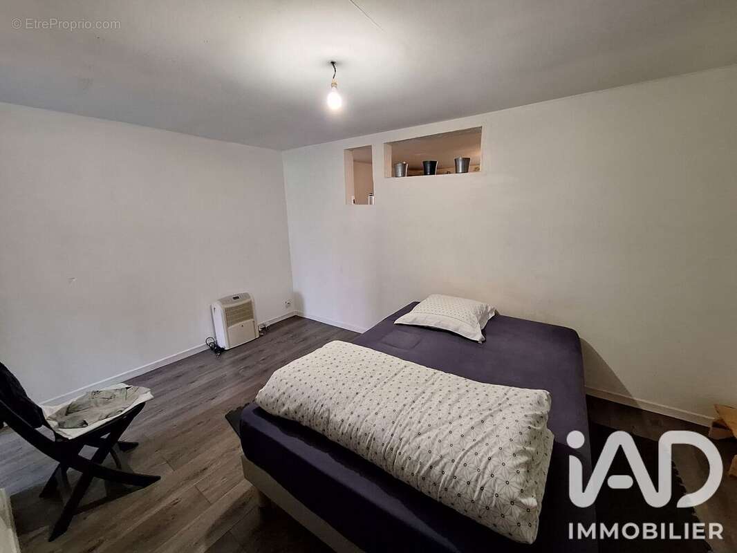 Maison 300 m² à La Plaine-Des-Palmistes  - photo 2