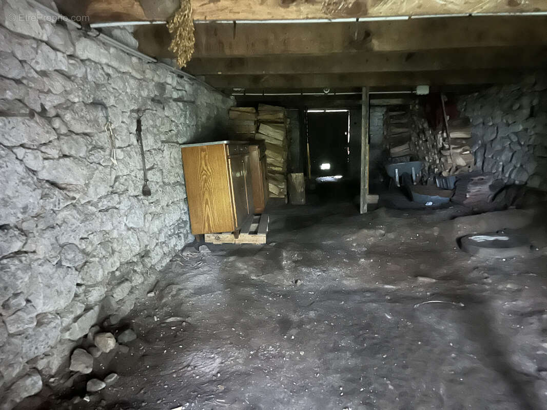 Maison à YDES