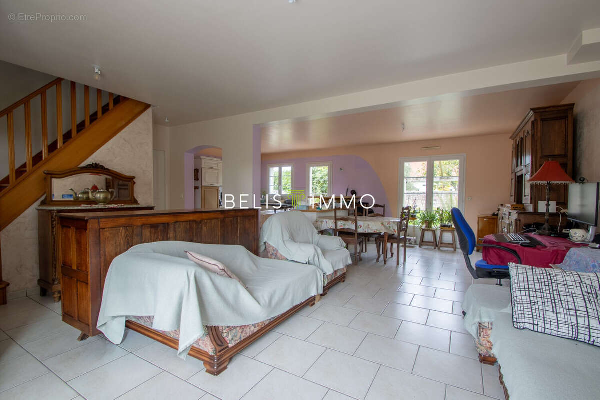 Maison à MONTLOUIS-SUR-LOIRE