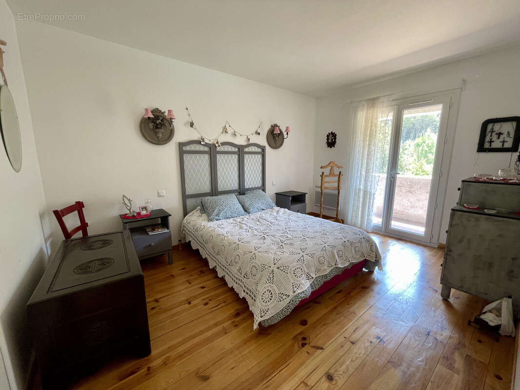 Maison à CUGES-LES-PINS