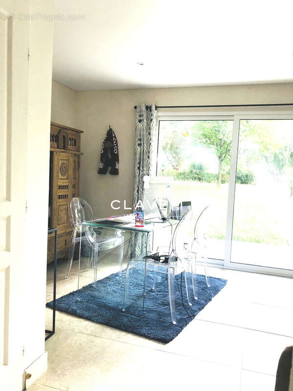 251 m² à Bergerac  - photo 8