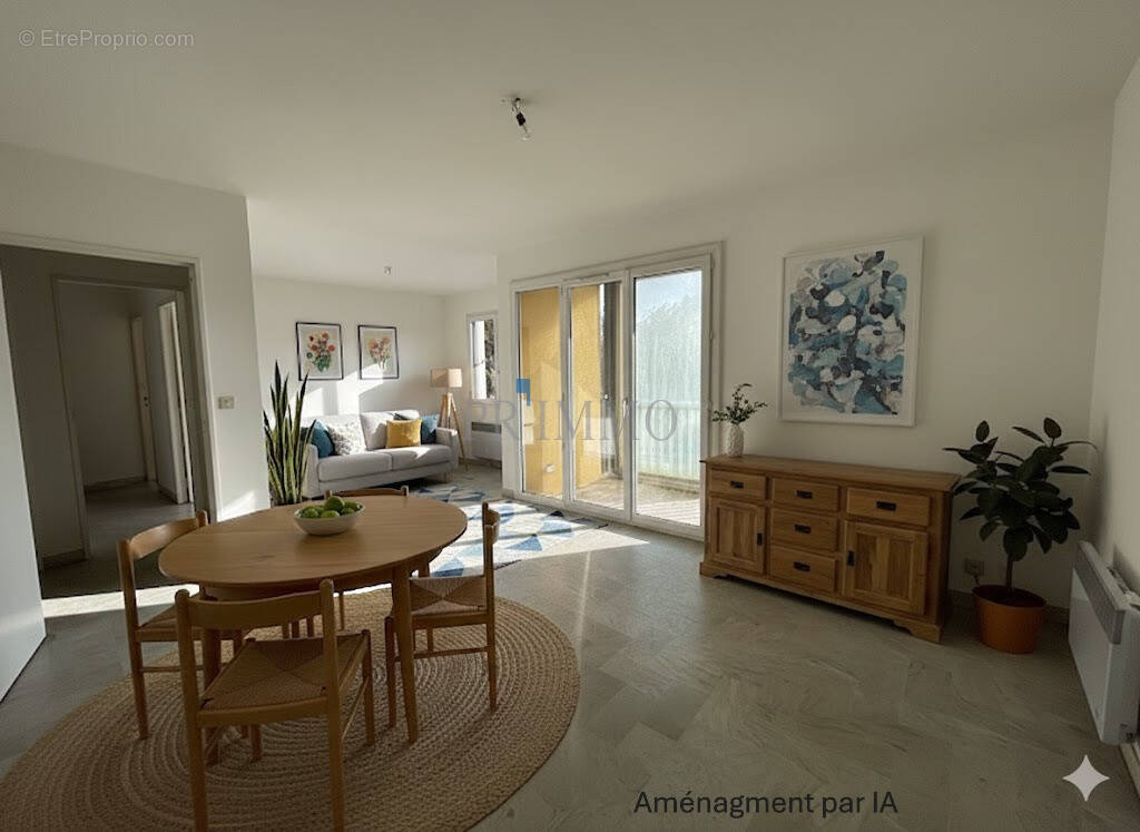 Appartement à FREJUS