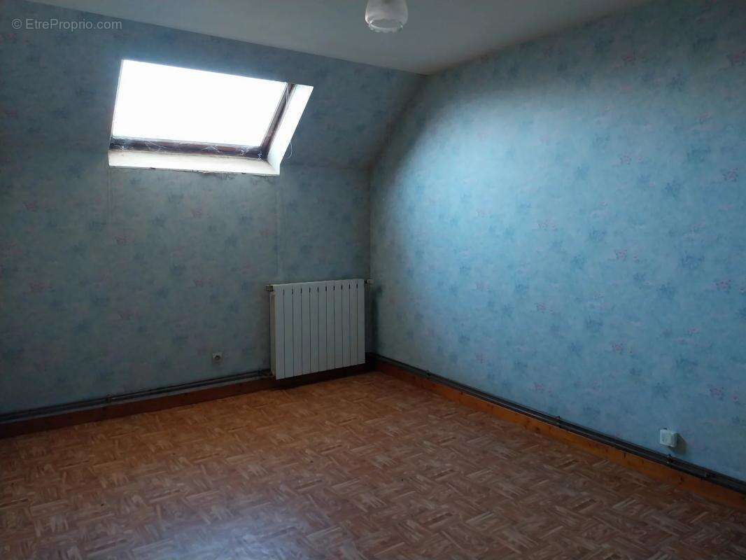 Maison à CHATILLON-EN-BAZOIS