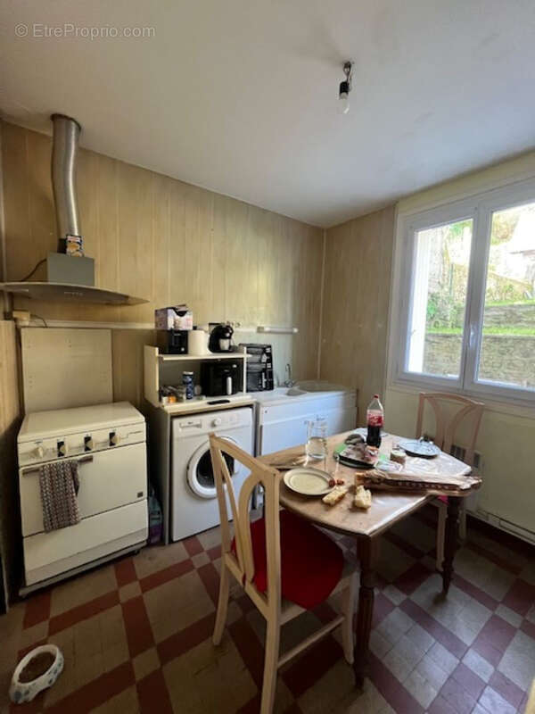 A VENDRE Immeuble Vire Normandie 6 pièce(s) 115 m2 - photo 11