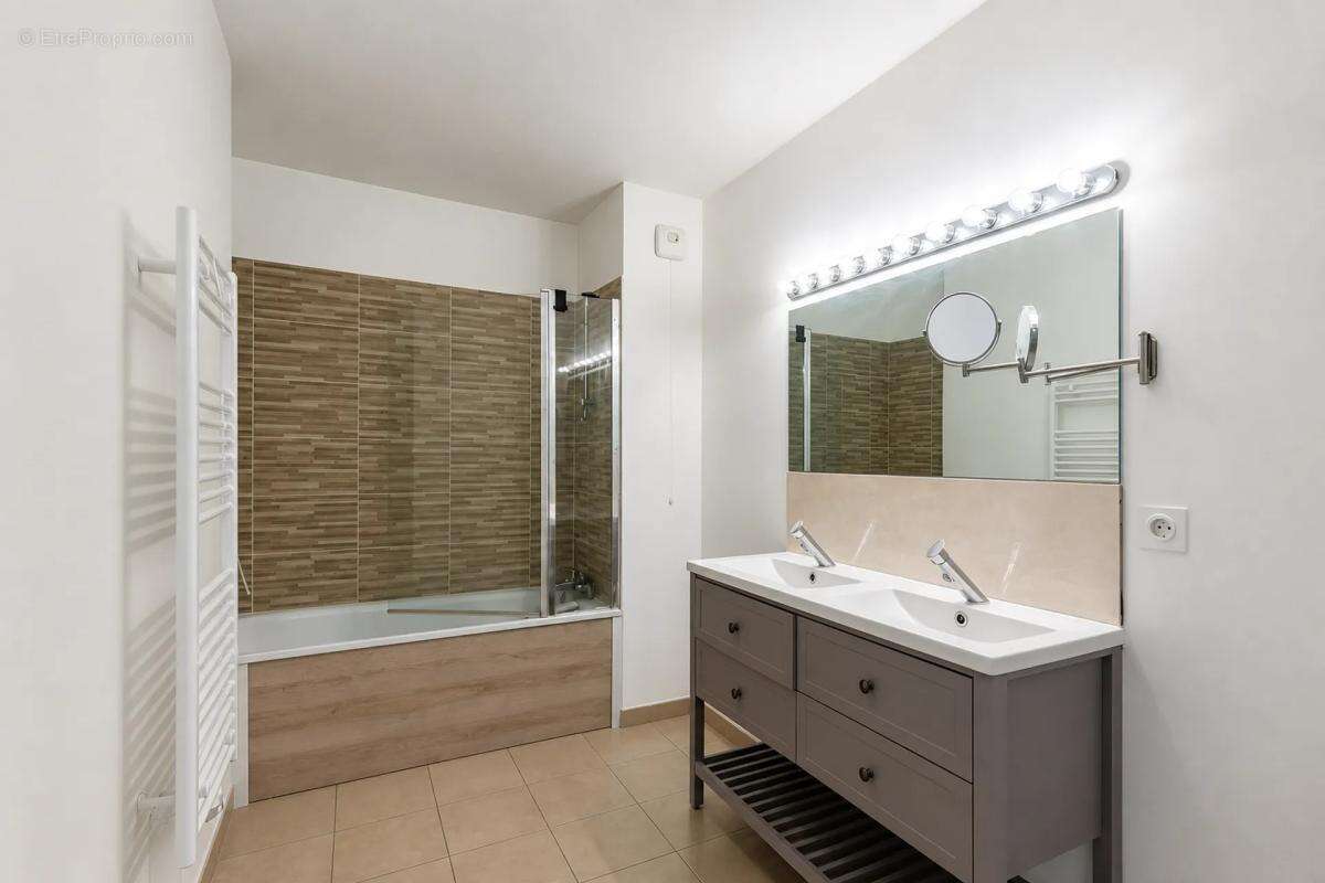 Appartement moderne 3 pièces à Villepinte - photo 3