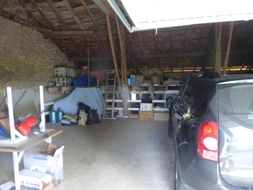 Maison à SAINT-PRIVAT-DES-PRES