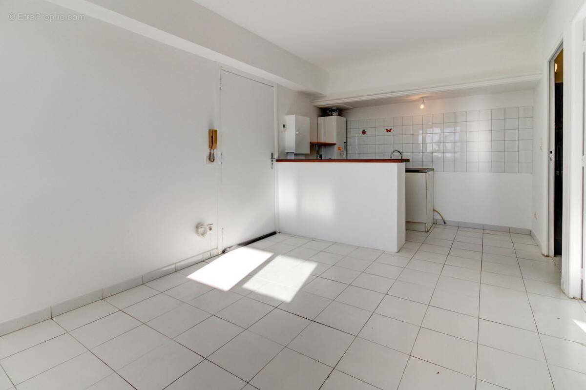 Appartement à GATTIERES