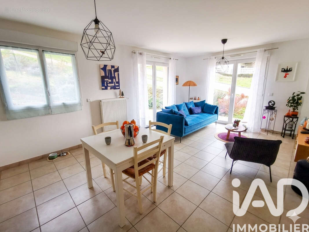 Photo 2 - Maison à SAINT-GEORGES-DE-COMMIERS