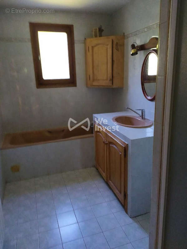 Maison 300 m² à Selonnet  - photo 9