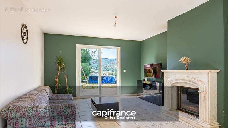 Maison à VAUX-EN-BEAUJOLAIS