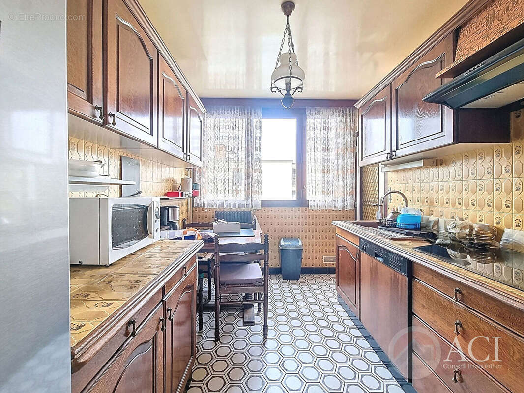 Appartement à EPINAY-SUR-SEINE