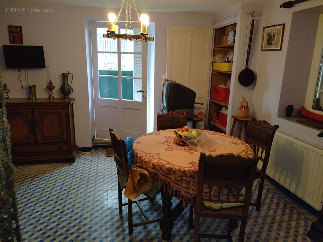 Maison à LE CHAMBON-SUR-LIGNON