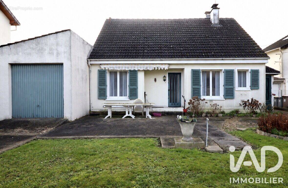 Photo 1 - Maison à VILLEPARISIS