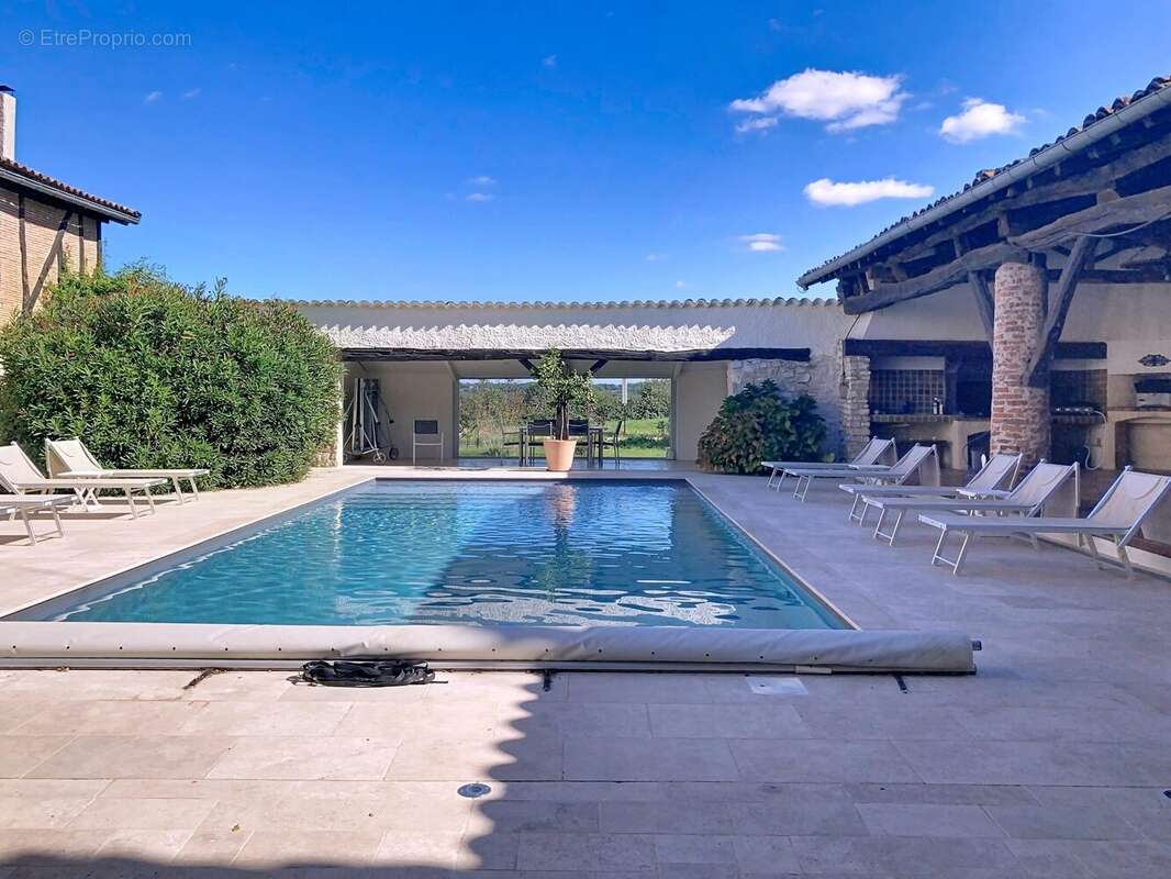 Maison à LESCURE-D&#039;ALBIGEOIS