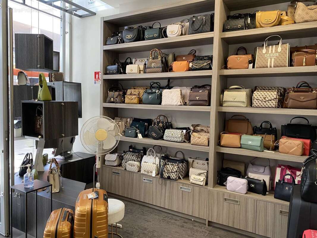 Vente Boutique Etrembieres(74100) 115 000ï¿œ - photo 2