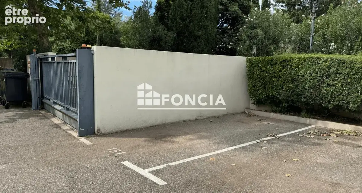Avignon - Appartement T2 de 32 m² au rez-de-chaussée, avec terrasse et parking, dans une résidence récente et sécurisée - photo 7