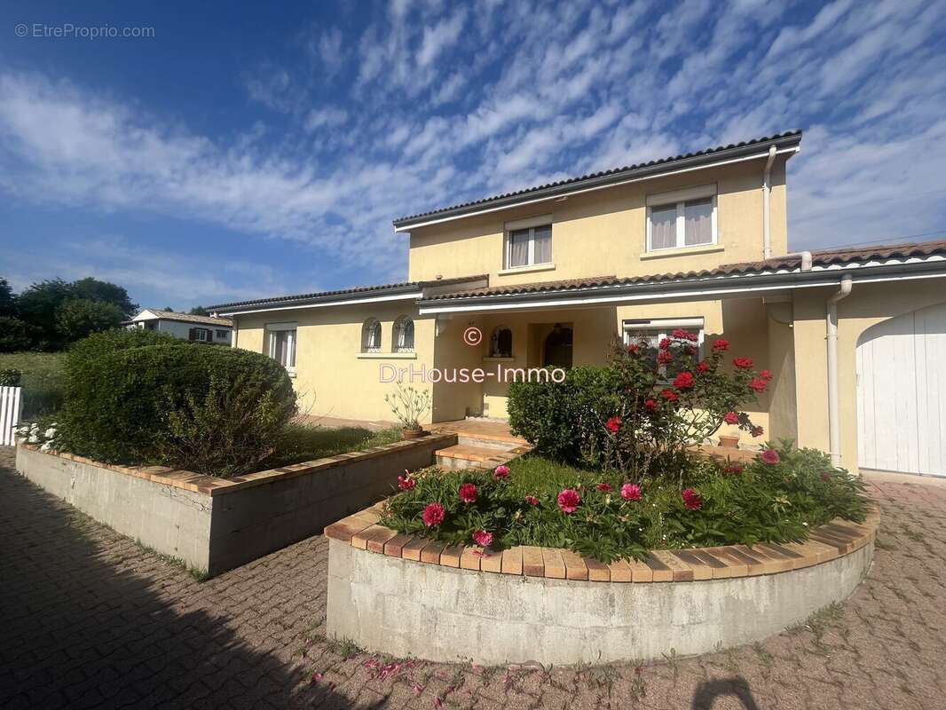 Maison à ARTIGUES-PRES-BORDEAUX